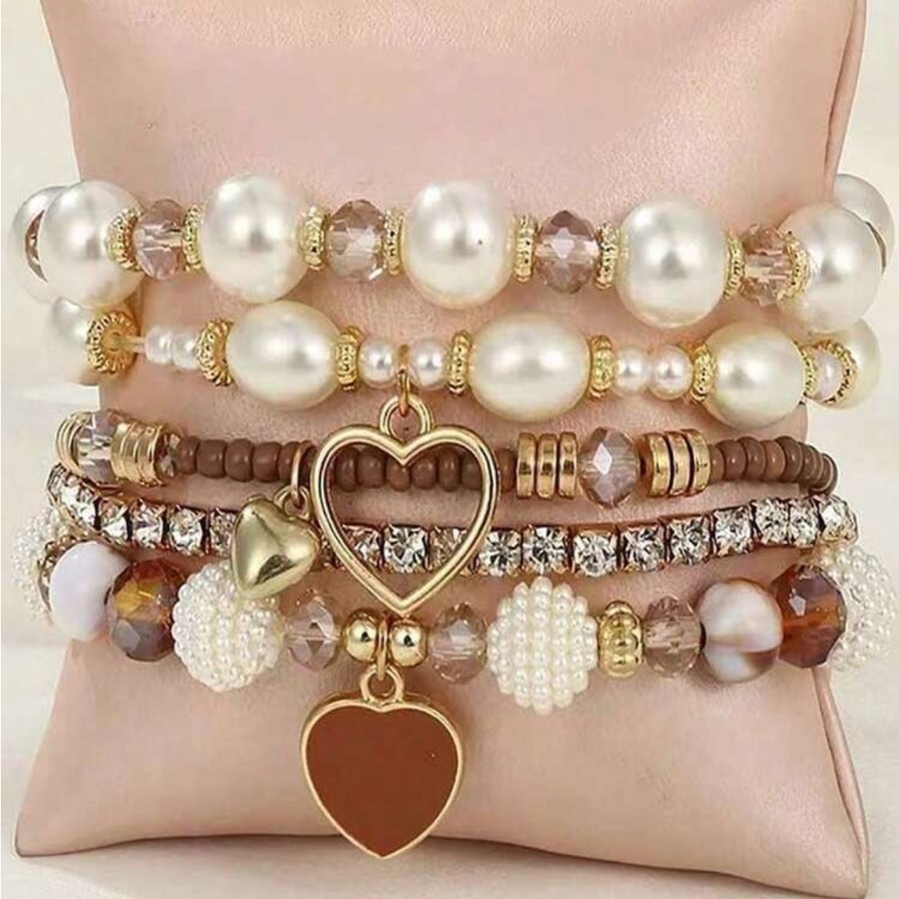 Elegant Gold and Brown Heart Charm Bracelet Set